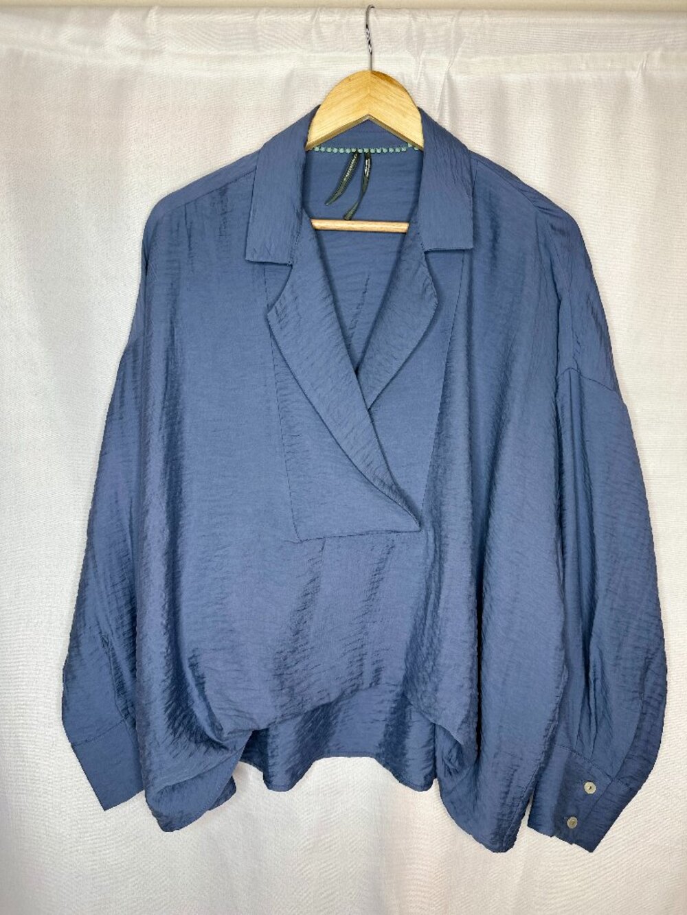 Anthropologie Dylon Wide-Placket Top, MEDIUM Lagenlook Boho Artsy Relaxed Boxy